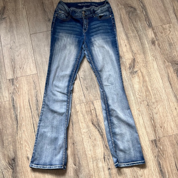 Two pairs Wallflower Luscious Curvy Fit | Midrise, Bootcut | Size 11 Long - Picture 1 of 6